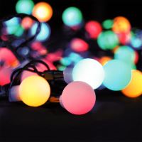 Solight LED 2v1 venkovní vánoční řetěz, koule, dálkový ovladač, 100LED, RGB+bílá, 10m+ (1)