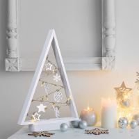 Solight LED dřevěný vánoční stromek s ozdobami, 15LED, přírodní dřevo, 37cm, 2x AA - 1 (1)